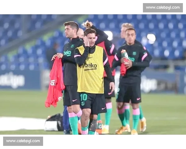 欧冠焦点战巴萨对决尤文开球时间确定引发球迷期待巅峰碰撞不容错过 欧冠焦点战巴萨对决尤文开球时间确定引发球迷期待巅峰碰撞不容错过